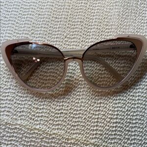 Linda Farrow - 736 C6 Cat Eye Sunglasses -
Milky Pink - Linda Farrow Eyewear